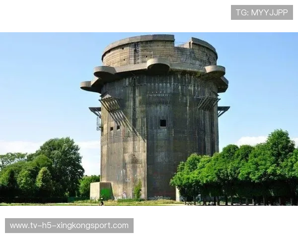 柏林战术揭秘：前场支点如何压制圣保利防线