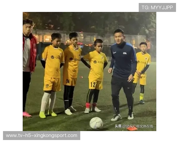 青训小将首次随队出征爱心活动，成长故事暖人心