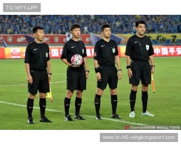 中超联赛裁判员执法能力标准化提升，足球裁判员执法时需要配备哪些物品