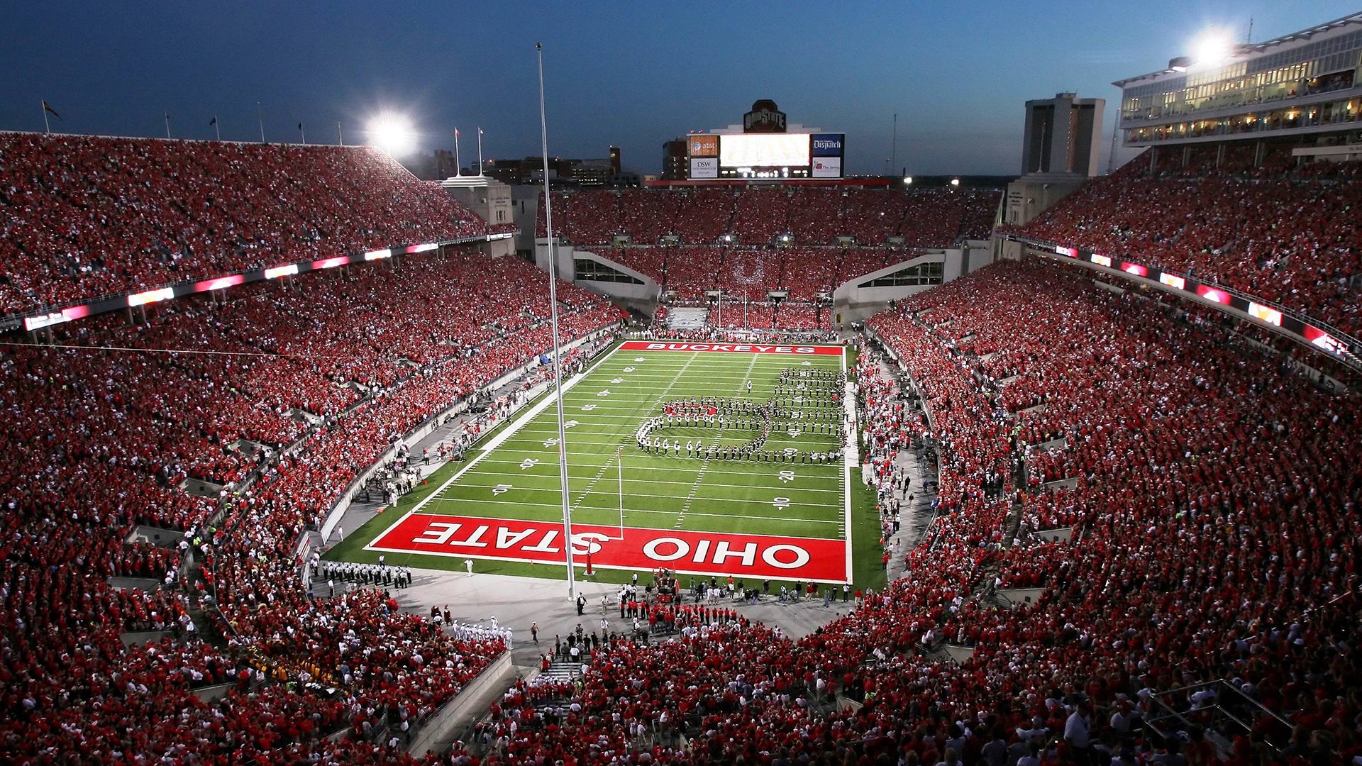 星空娱乐最新网址-《Apex Legends》新地图上线，战局变化引发热议，apex.地图